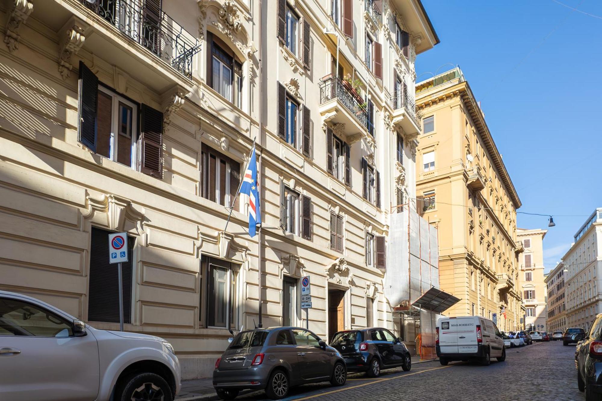 C3 Top Class Apartment, 2 Camere Da Letto, 2 Bagni, Giardino Distante 15 Minuti A Piedi Da Fontana Di Trevi Roma Esterno foto